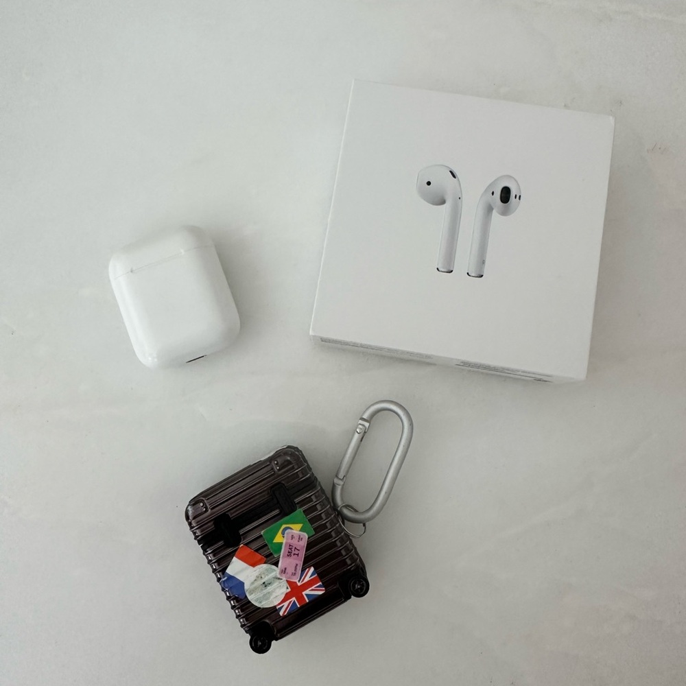 AirPods with Charging Case